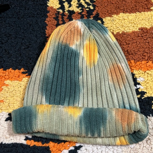 VANS, tie dye beanie!! - Picture 3 of 12